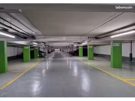 place de parking sécurisé couvert