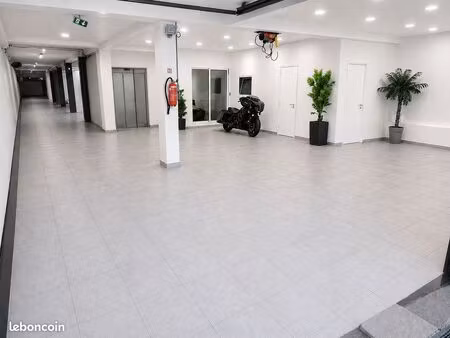 local d'activite sous-sol 600m2 divisible a partir de 280m2