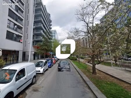 local commercial 254 m²