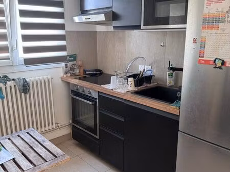 chambre à louer de septembre à novembre