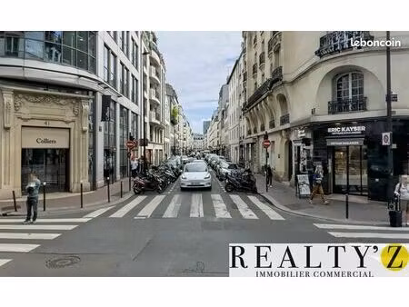 commerce 58 m²