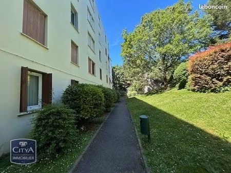 appartement 3 pièces 63 m²