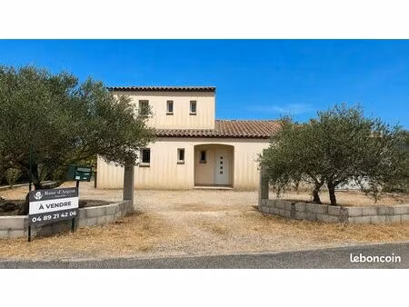 maison 6 pièces 143 m²