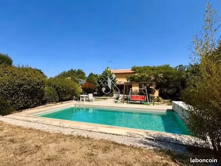 propriété 5 pièces 132 m²