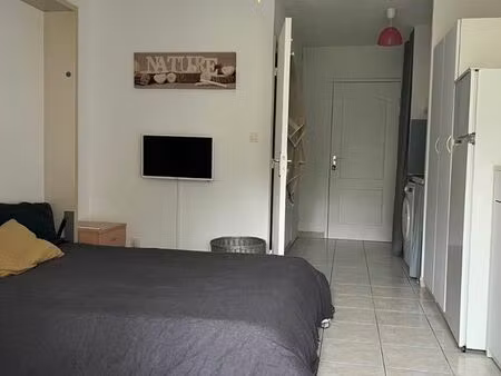 studio a vendre
