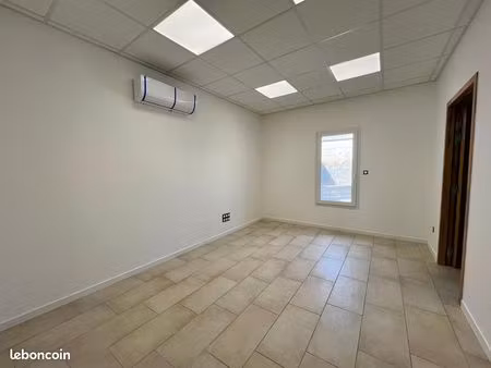 bureaux santé 14 m²