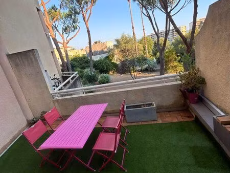 bel appartement quartier des étrangers parking terrasses
