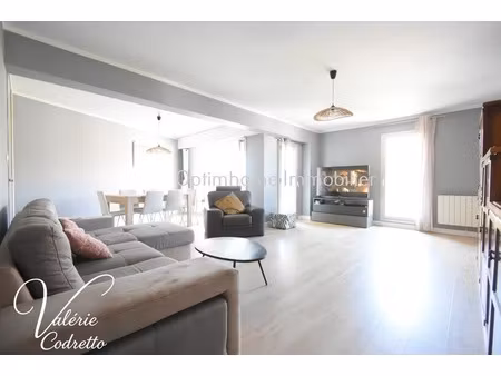 appartement traversant 87 m² avec terrasse plein sud  parking et 2 caves – hyères centre 8