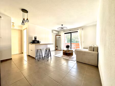 appartement 2 pièces - résidence les vallons du macchione