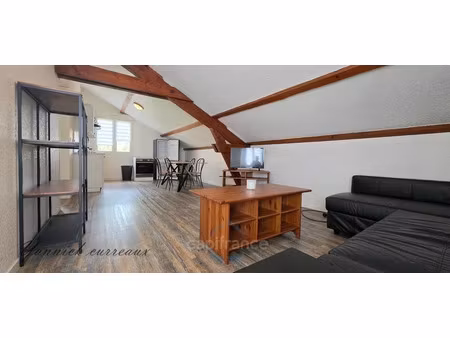 location appartement 3 pièces 41 m² à dole (39100)  650 €