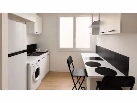 location meublée appartement 2 pièces 44.32 m² à marseille 4ème (13004)  750 €