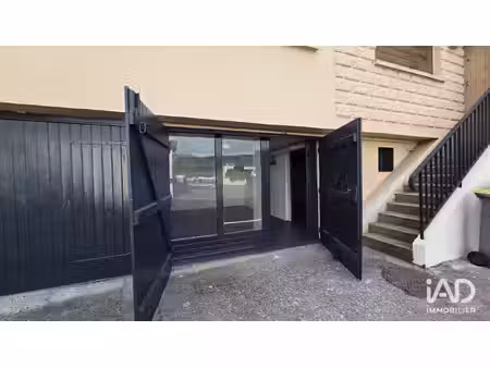 location surface diverse 51 m²