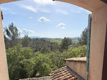 villa 6 pièces 200 m²