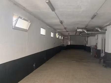 loue grand local 140m2 ajaccio 20090