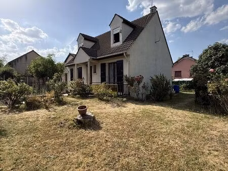 maison 6 pièces 95 m²
