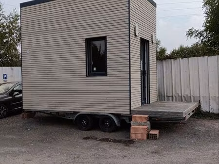 tiny housse