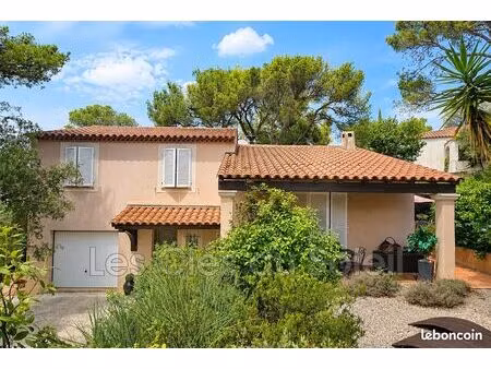 villa 6 pièces 132 m²