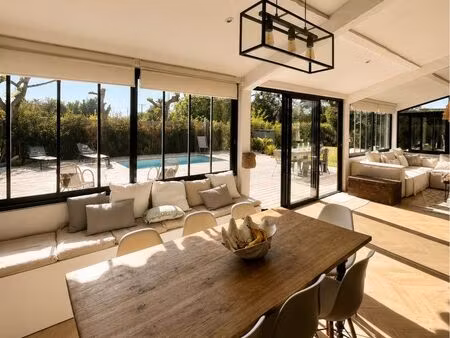 appartement de caractère en rez-de-jardin – les salins d’hyères 99m2 - 3 pièces