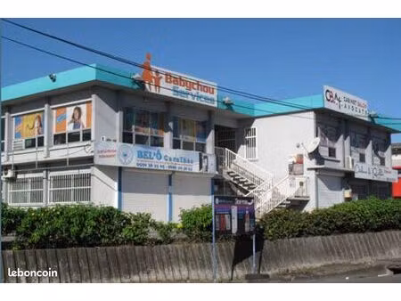 bureaux 85 m² baie mahault