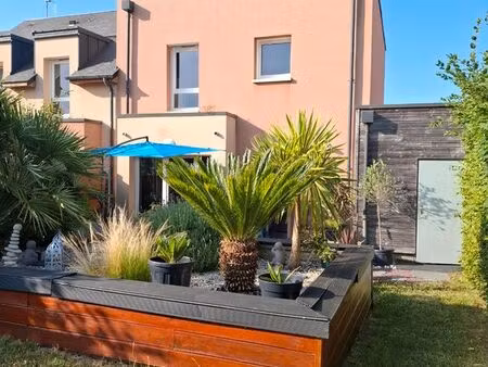 maison mitoyenne 3 pièces - cœur de bourg  jardin paysagé