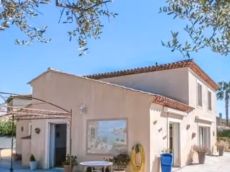 villa 2 niveaux
