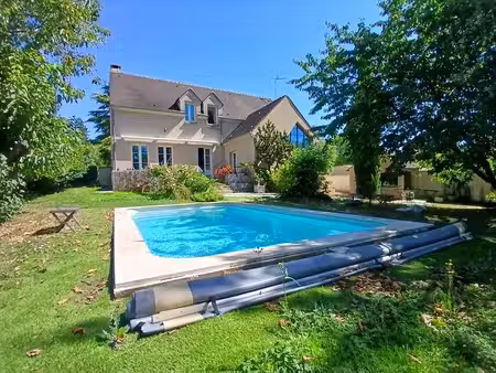 vente maison 8 pièces 240 m² nesles-la-vallée (95690)