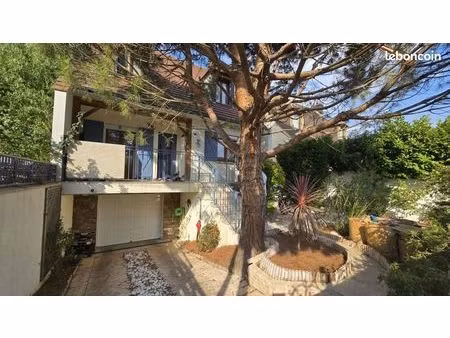 maison 7 pièces 125 m²