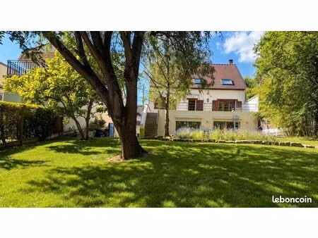maison 180m² — vue unique sur le biotope