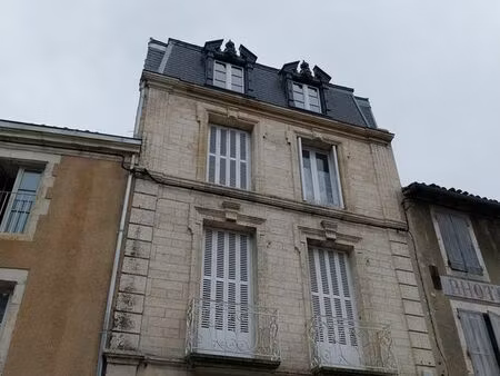 appartement 40m2 centre ville ruffec