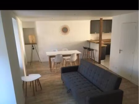 t2 duplex meublé hyper centre