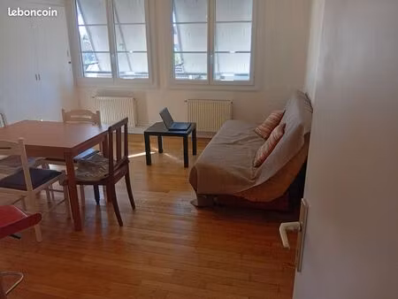 charmant appartement t2 traversant de 50m² avec jardin commun