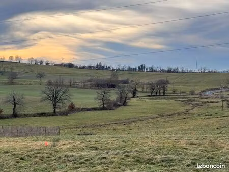 terrain 1 110 m² aurillac
