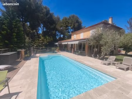 villa vue mer + piscine