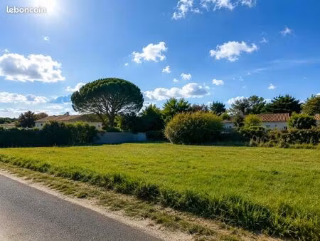 terrain 426 m² royan