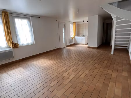 location appartement 3 pièces 60 m² à avesnes-le-comte (62810)