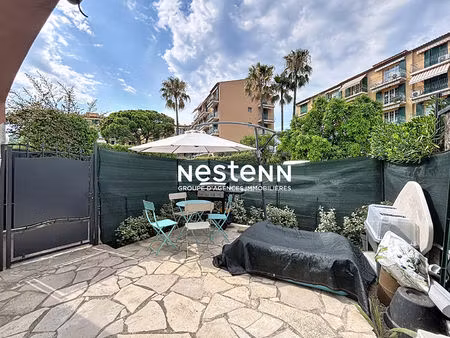 appartement 1 pièce avec coin nuit - 20.41m2 + loggia 6m² - rez-de-jardin - parking