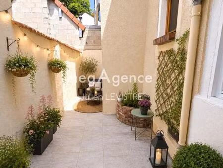 maison de 6 pièces de 110m²