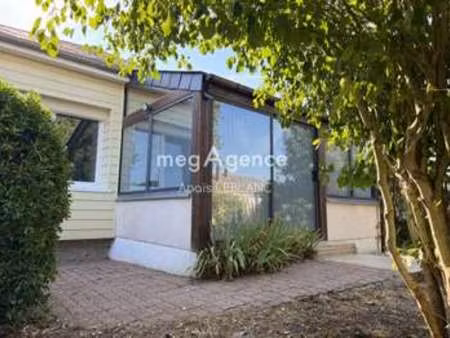vente maison à évron (53600) : à vendre / 96m² évron