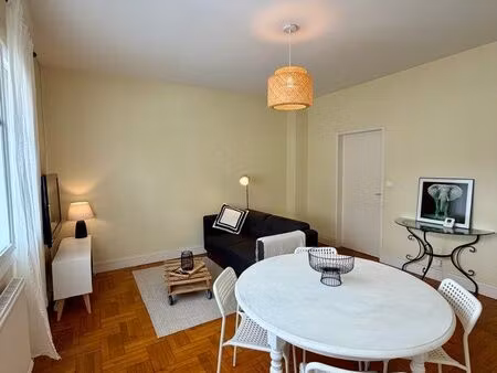 t3 meublé 60 m² lumineux avec garage – colocation possible – victor hugo