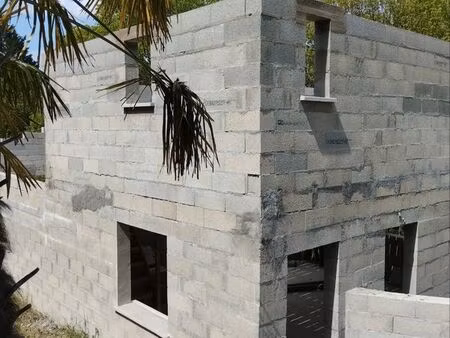 maison en cours de construction