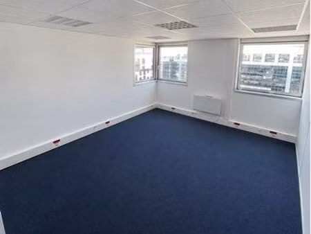 bureau privatif de 20 m² à louer – noisy-le-grand (les arcades) – toutes charges incluses