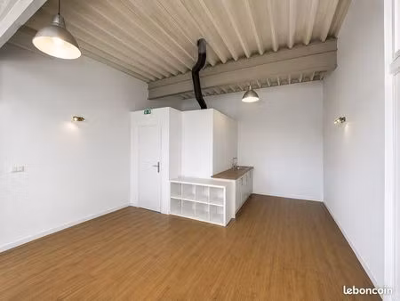 local commercial
