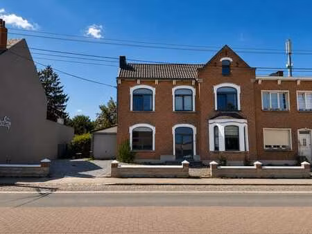 magnifique maison 3 chambres avec jardin