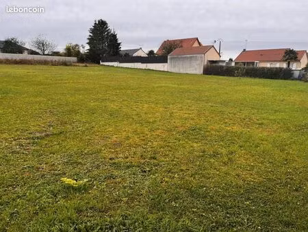 terrain 1 261 m² thennelieres