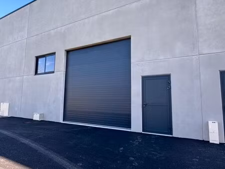local 211 m² montauroux