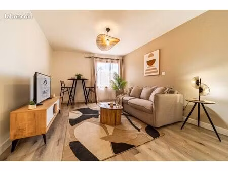 studio meublé 26 m² – le tampon