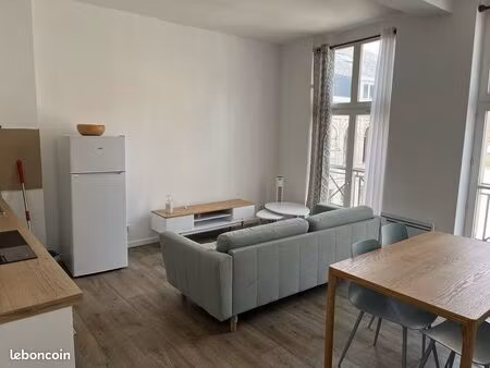 t2 31m2 hyper centre valenciennes