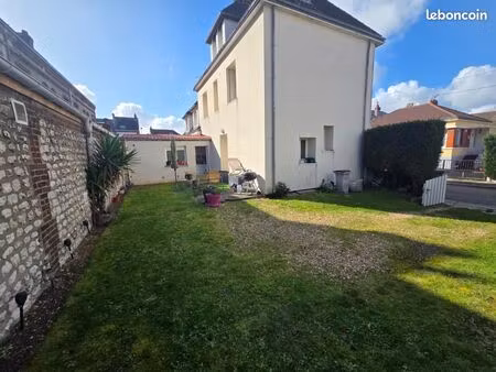 maison 5 pièces 103 m²