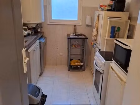 hauteur menton 3 pces meublées avec jardin