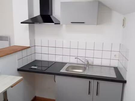 loue f2 centre ville montbéliard
